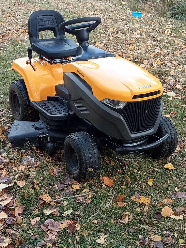 Zitmaaier Stiga Tornado 398M, Tuin en Terras, Zitmaaiers, Zo goed als nieuw, Elektrische starter, Versnellingen, Ophalen