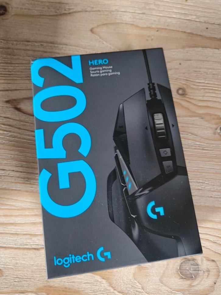 Logitech G502 HERO (Nieuw in doos), Computers en Software, Muizen, Nieuw, Muis, Rechtshandig, Bedraad, Gaming muis, Ophalen of Verzenden
