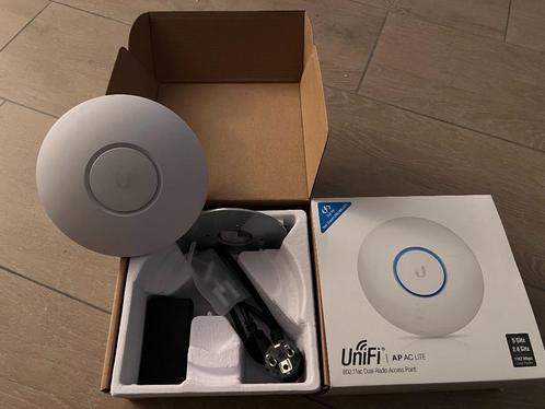 Ubiquiti AP AC Lite, Computers en Software, Accesspoints, Zo goed als nieuw, Ophalen