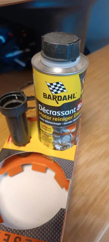 Decrassant pour voiture diesel  beschikbaar voor biedingen