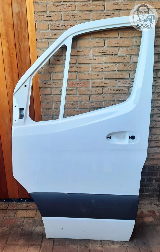Portier deur links Mercedes Sprinter W907 ->'18 A9107202200, Auto-onderdelen, Carrosserie, Deur, Mercedes-Benz, Voor, Links, Gebruikt