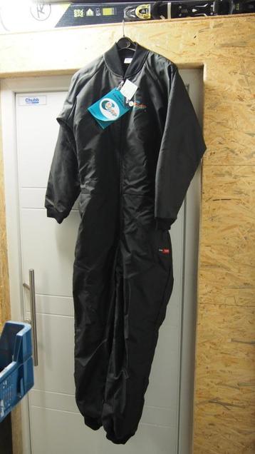 sous étanche de plongée neuve c bear t 100  NEUVE, Enlèvement