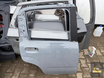 Fiat Panda III rechter achterdeur beschikbaar voor biedingen