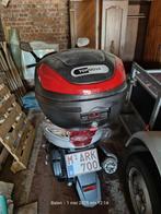 Motorfiets en nieuwe helm, Fietsen en Brommers, Scooters | Yamaha, Ophalen, Gebruikt
