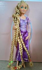 Rapunzel pop met extra lange haar. In heel goede staat., Verzamelen, Poppen, Ophalen of Verzenden, Gebruikt, Pop