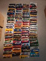 Lot 100 vrachtwagens ongeveer schaal 1/87 reclame artikelen, Envoi, Comme neuf, Voiture, Autres marques