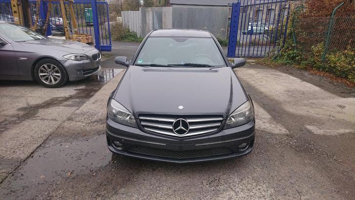 mercedes clc 180 essence clim kit AMG bt auto 186000 KM GARA, Autos, Mercedes-Benz, Entreprise, Achat, CLC, ABS, Airbags, Air conditionné