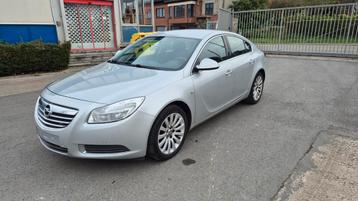 Opel insignia Berline Km 100000 An 2009 Euro 5B Airco  disponible aux enchères