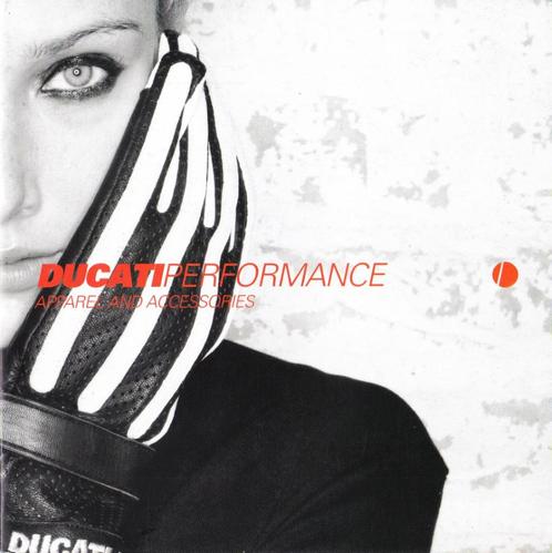 Ducati Performance Apparel and Accessories, Motoren, Handleidingen en Instructieboekjes, Ducati, Ophalen of Verzenden