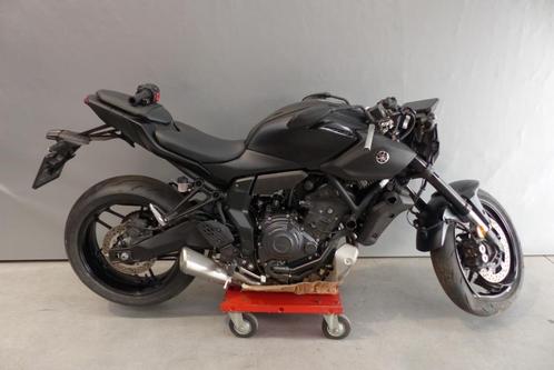 MT07A 2025 accidentée, Motoren, Motoren | Yamaha, Bedrijf, Naked bike, meer dan 35 kW, 2 cilinders, Ophalen