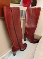 GOMMA bordeauxrode lange/hoge laarzen voor dames, in perfect, Kleding | Dames, Hoge laarzen, Ophalen of Verzenden, Zo goed als nieuw