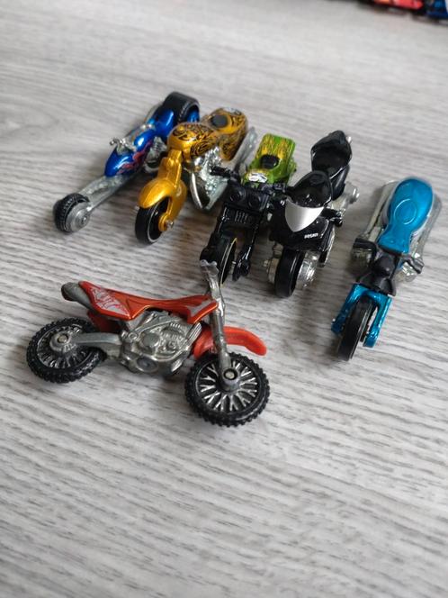 Hot wheels motor motorcross voertuigen vintage, Hobby en Vrije tijd, Modelauto's | Overige schalen, Zo goed als nieuw, Motor, Ophalen of Verzenden