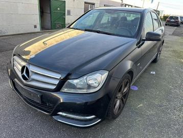 Mercedes-Benz C180 AUTOMAAT BENZINE beschikbaar voor biedingen