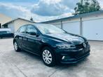 VW POLO 1.0i - SCHERM - NAVI - COMPLEET BOEKJE, Auto's, Stof, Euro 6, Zwart, Particulier