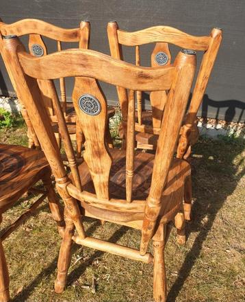 4 stoelen - leuk voor mancave beschikbaar voor biedingen