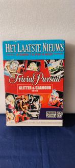 Trivial pursuit glitter en glamour, Reisspel, Hasbro, Ophalen of Verzenden, Drie of vier spelers