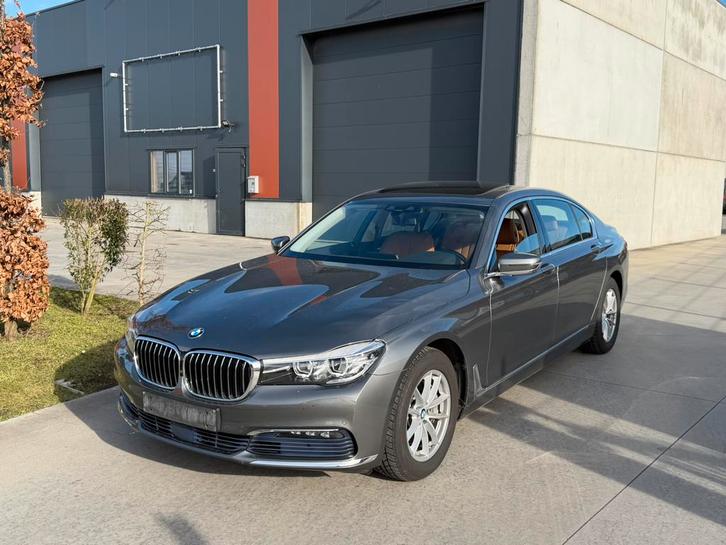 BMW 730d LD xDrive 039.000KM Zo goed als nieuw 12M gatantie, Auto's, BMW, Particulier, 360° camera, Ophalen of Verzenden