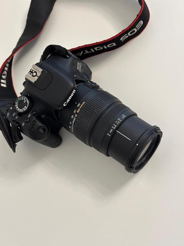 Fototoestel canon Eos 600d, Audio, Tv en Foto, Fotocamera's Digitaal, Zo goed als nieuw, Spiegelreflex, Canon, 8 keer of meer