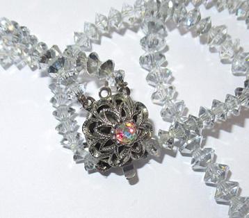 Magnifique collier en cristal avec fermoir., Enlèvement ou Envoi