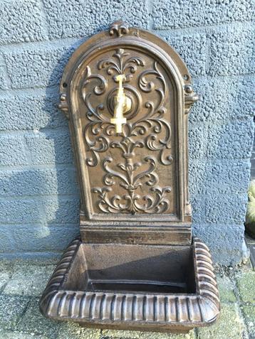 Fontaine murale, évier en fonte marron., Enlèvement ou Envoi, Fonte, Fontaine