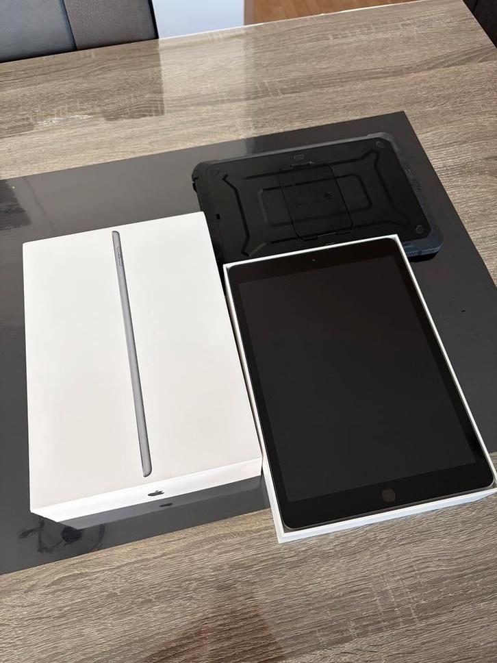 iPad 7e génération - 32gb - Space grey, Computers en Software, Apple iPads, Zo goed als nieuw, Apple iPad, Wi-Fi, 32 GB, Ophalen