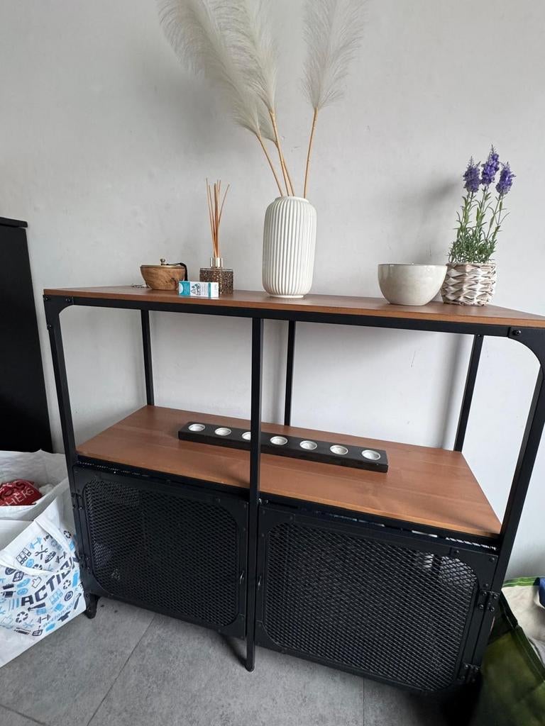 Dressoirmeubilair, Ophalen