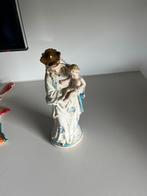 Statue en porcelaine de la Vierge à l'enfant, Enlèvement