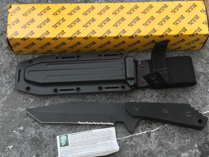 COUTEAU BUCK STRIDER TANTO KNIVES B890-00X-0 neuf, Caravanes & Camping, Outils de camping, Neuf, Enlèvement ou Envoi