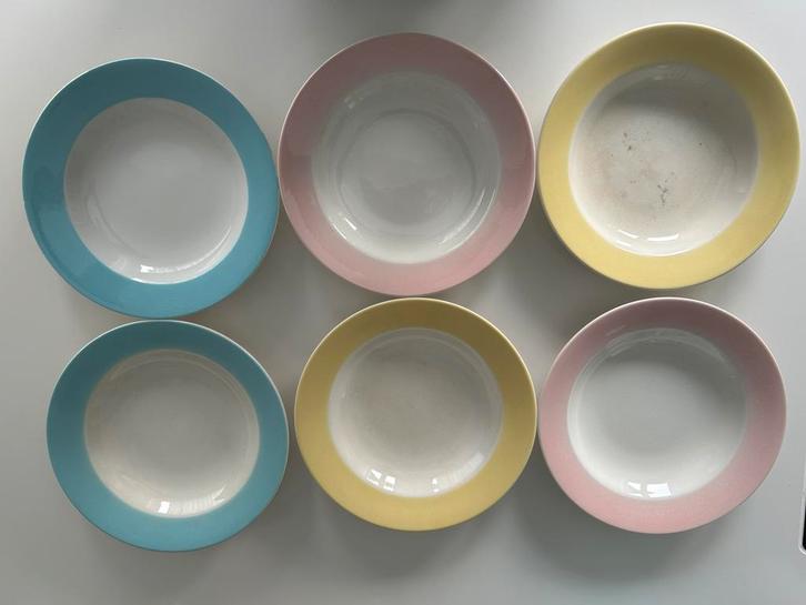 6 retro soepborden pastel, Huis en Inrichting, Keuken | Servies, Gebruikt, Bord(en), Ophalen