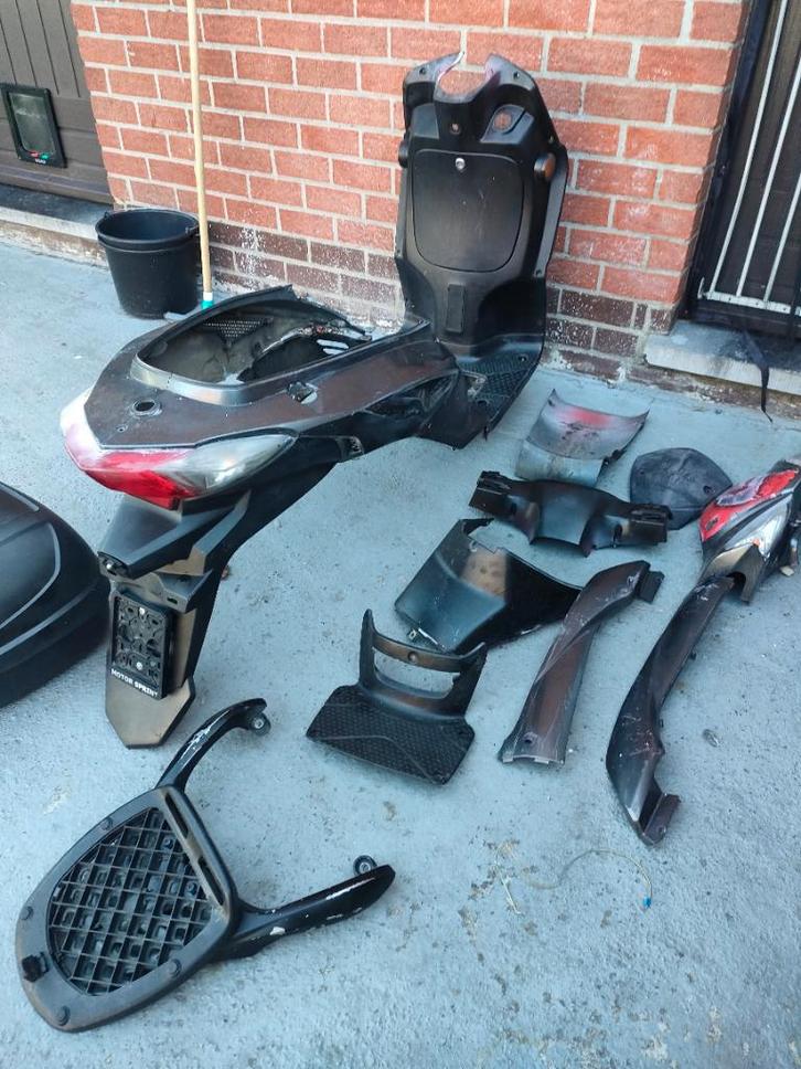 Pièces Sym symphony sr, Vélos & Vélomoteurs, Scooters | SYM, Utilisé, Autres modèles, Classe A (25 km/h), Enlèvement ou Envoi