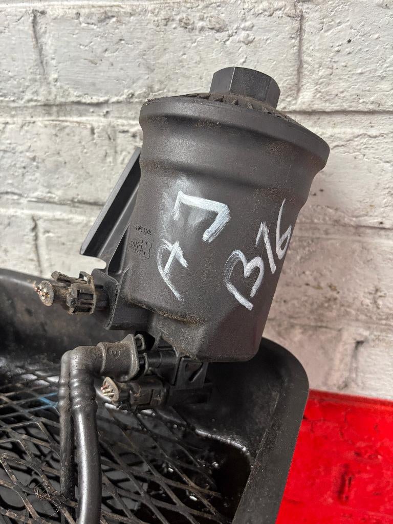 SUPPORT FILTRE A MAZOUT OPEL ASTRA J 1600 TURBO DIESEL, Autos : Pièces & Accessoires, Systèmes à carburant, Opel, Utilisé, Enlèvement