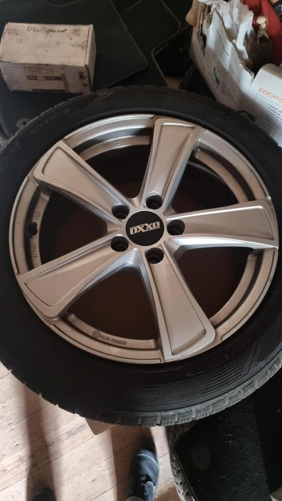 JANTES OXXO 17' en parfaite état, aucune griffe., Neuf, Pneus hiver, Véhicule de tourisme, 17 pouces