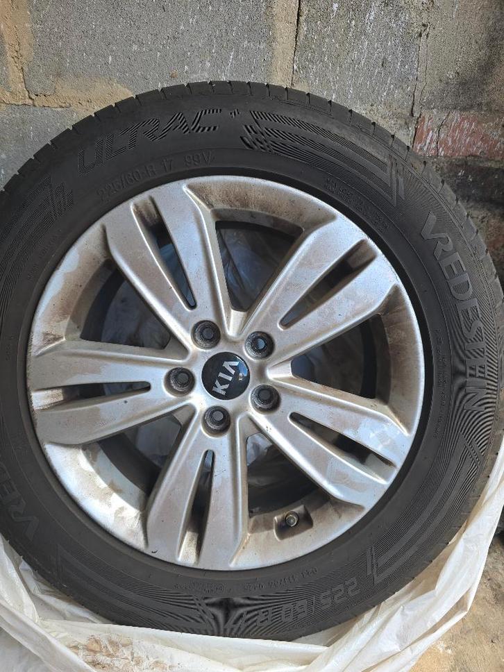 Jantes kia sportage hyndai, Autos : Pièces & Accessoires, Pneus & Jantes, Jante(s), Pneus été, 17 pouces, 225 mm, Véhicule de tourisme