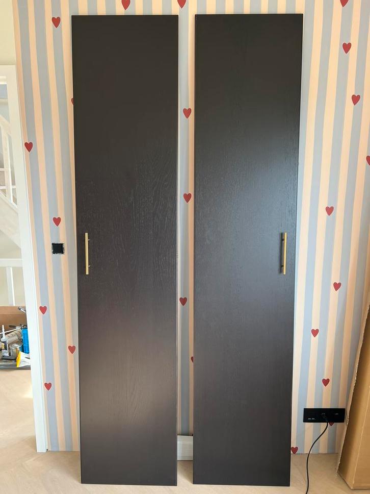 2 Ikea pax nast deuren ZWART, Doe-het-zelf en Bouw, Deuren en Vliegenramen, Zo goed als nieuw, Ophalen