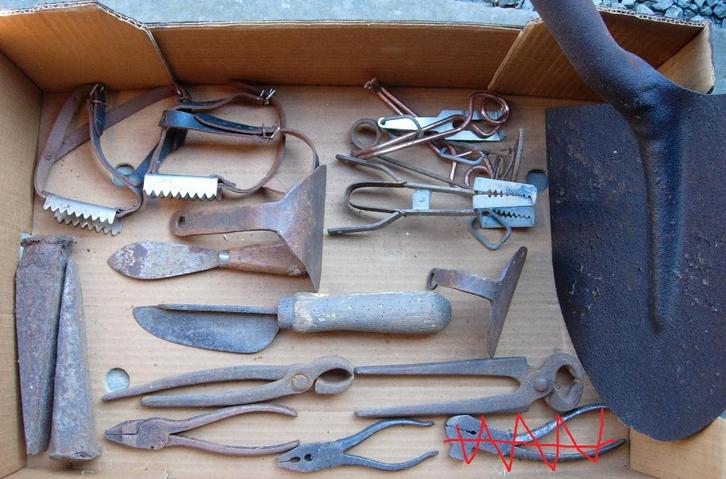 16 Outils Anciens Voir Photos et Description, Antiquités & Art, Antiquités | Outils & Instruments, Enlèvement ou Envoi