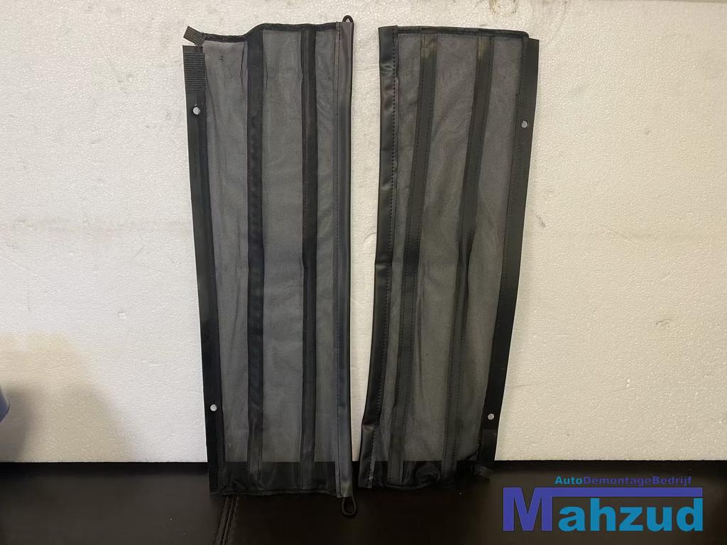 MERCEDES CLK W208 Kofferbak zijnet bagagenet links rechts, Mercedes-Benz AG, Mercedes-Benz, Utilisé, Mercedesstrasse 120
70372  Stuttgart, DE