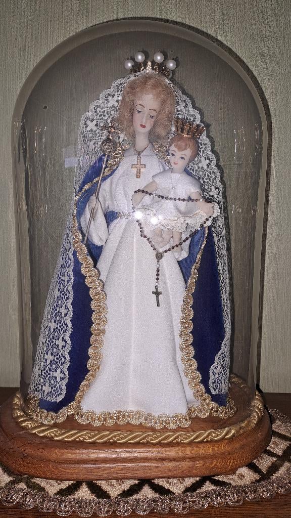 Maria beeldje met kindje Jezus onder stolp, Antiek en Kunst, Ophalen