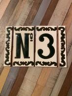 vintage huisnummer 3 tegeltjes, Doe-het-zelf en Bouw, Ophalen, Zo goed als nieuw