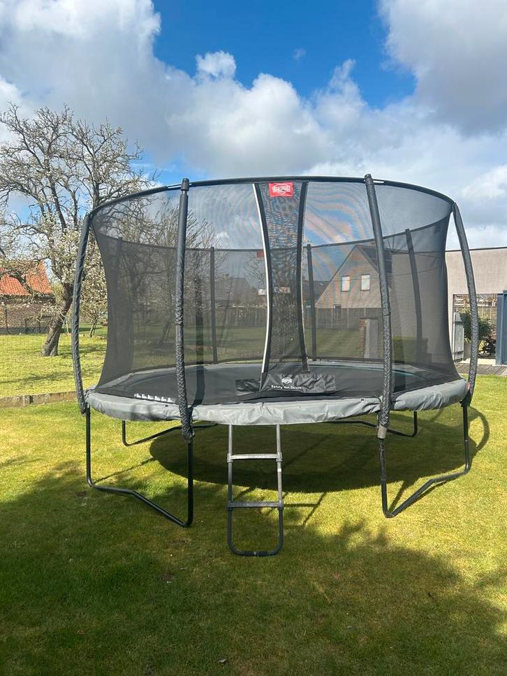 Berg trampoline champion 430 cm, Kinderen en Baby's, Speelgoed | Buiten | Trampolines, Gebruikt, Ophalen