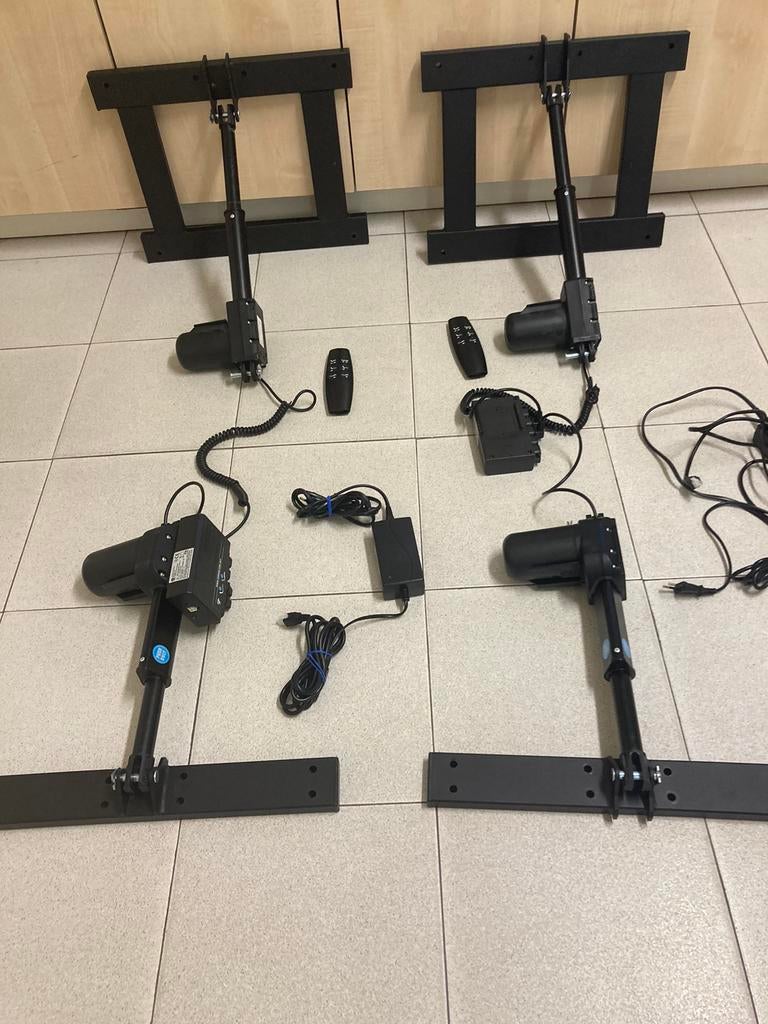 4 Motoren voor bed Vibradorm single actuator V-SAM, Ophalen, Zo goed als nieuw