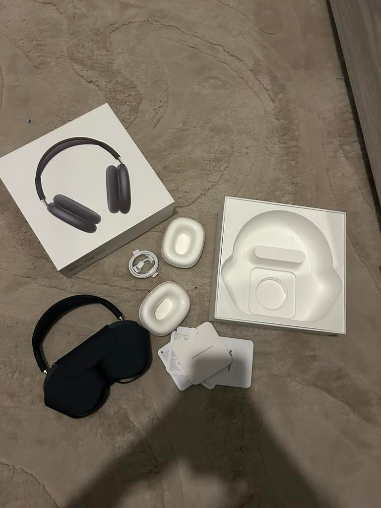 Apple Airpod Max, Informatique & Logiciels, Casques micro, Enlèvement ou Envoi, Reconditionné, Over-ear, Fonction muet du microphone