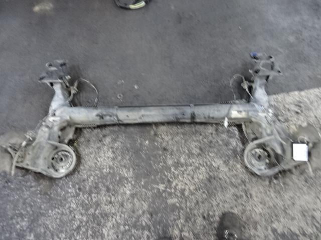 ACHTERAS Citroën Berlingo Multispace (01-2008/06-2018), Auto-onderdelen, Remmen en Aandrijving, Citroën, Gebruikt