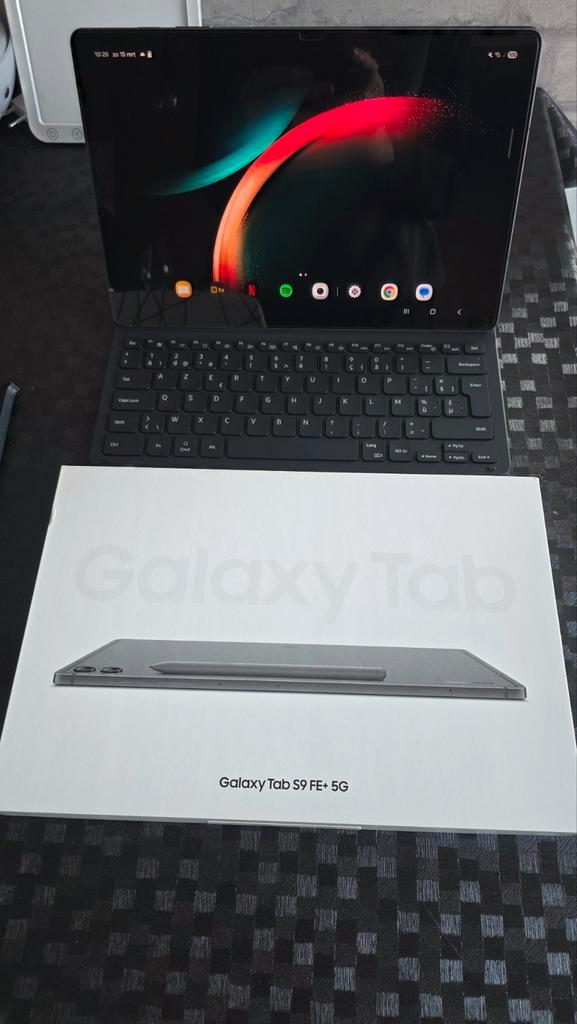 Samsung Galaxy Tab S9 FE+ Met 5G Android 16 Nieuwstaat!!, Informatique & Logiciels, Android Tablettes, Comme neuf, Wi-Fi et Web mobile