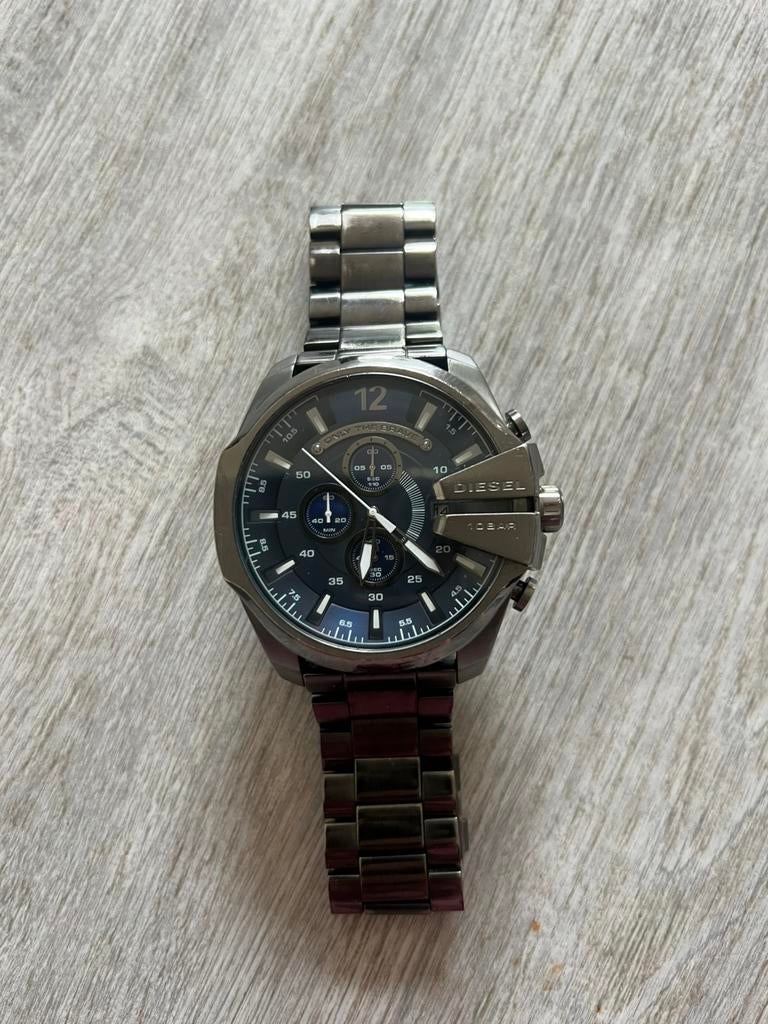 Montre Diesel Only The Brave, Bijoux, Sacs & Beauté, Montres | Hommes, Enlèvement, Comme neuf