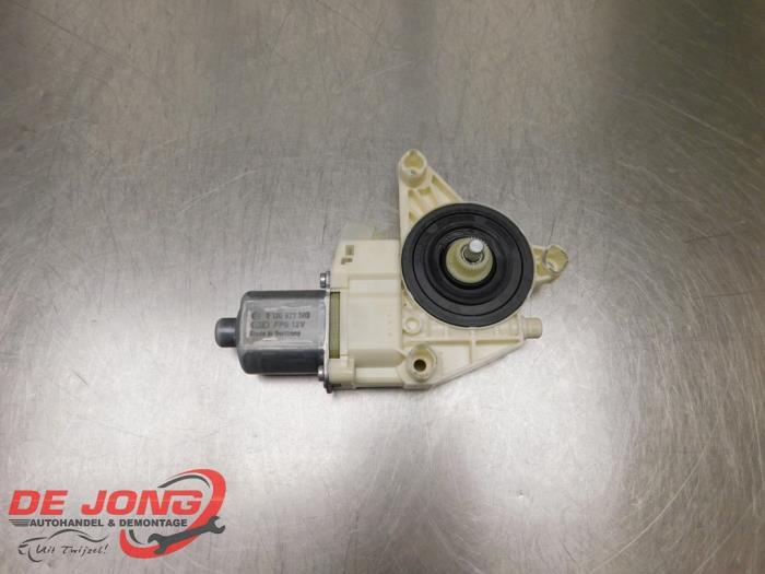 Moteur de vitre portière d'un Mercedes C-Klasse, 3 mois de garantie, Utilisé, -, -