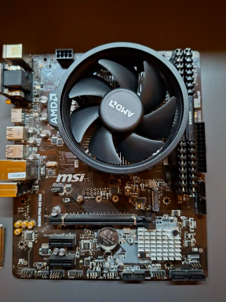 MSI B450 Pro M2 max + Ryzen 5 3600X + 32gb DDR4 Ram + wifi, Ophalen, DDR4