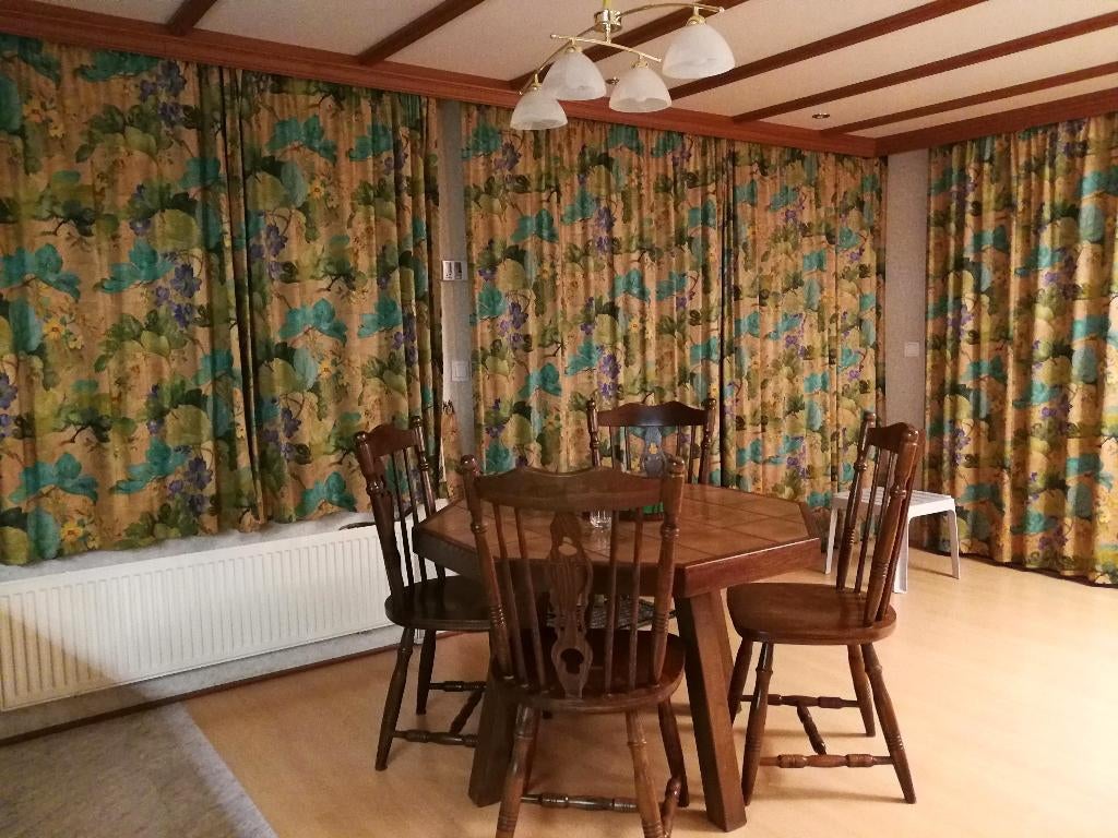 eiken keukentafel 4 stoelen, afhalen gepast geld Wuustwezel, Quatre personnes, Enlèvement, Utilisé, Chêne