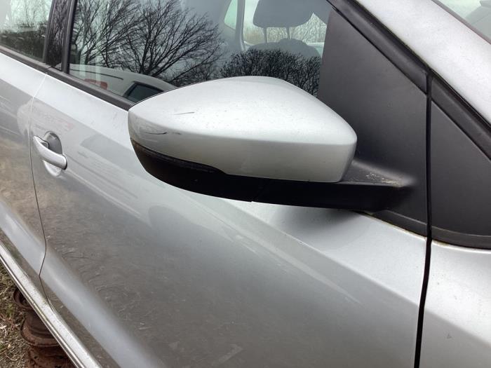 Rétroviseur extérieur droit d'un Volkswagen Polo, Autos : Pièces & Accessoires, Volkswagen, -, 3 mois de garantie, Utilisé