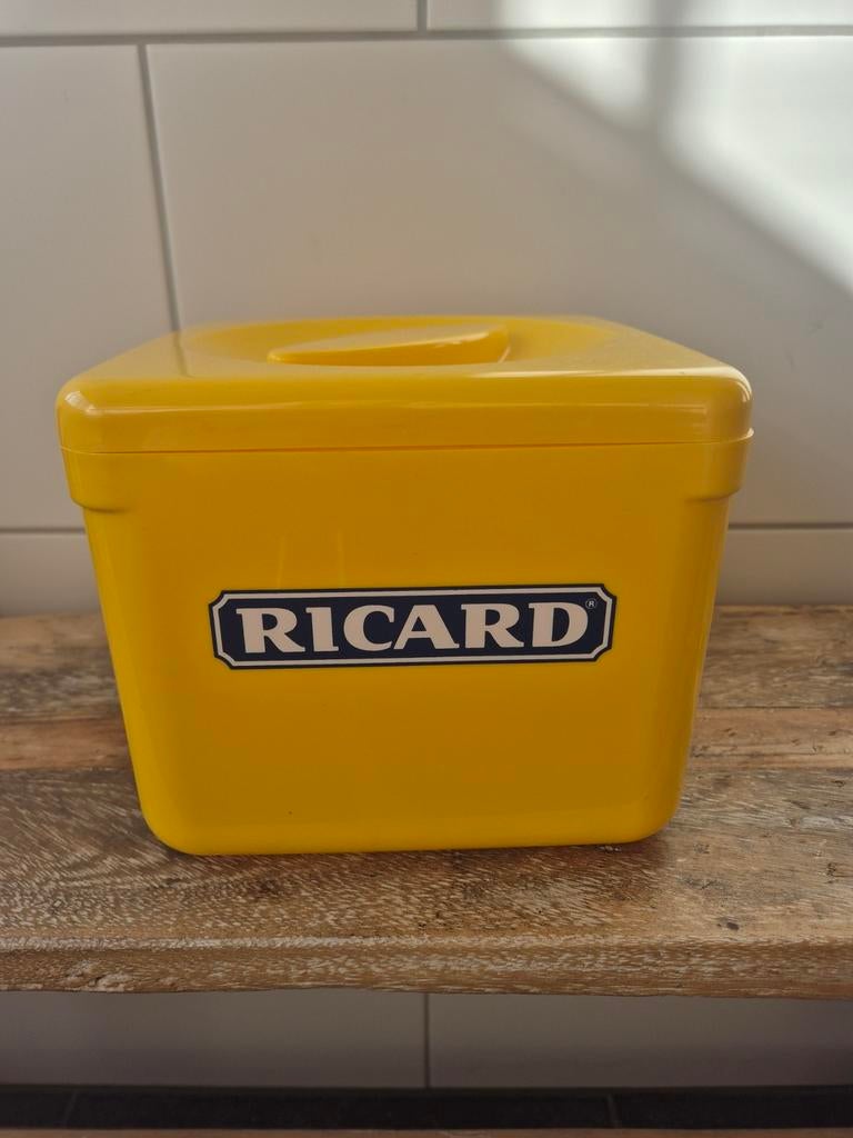 Ricard koelbak/ijsemmer, Ophalen