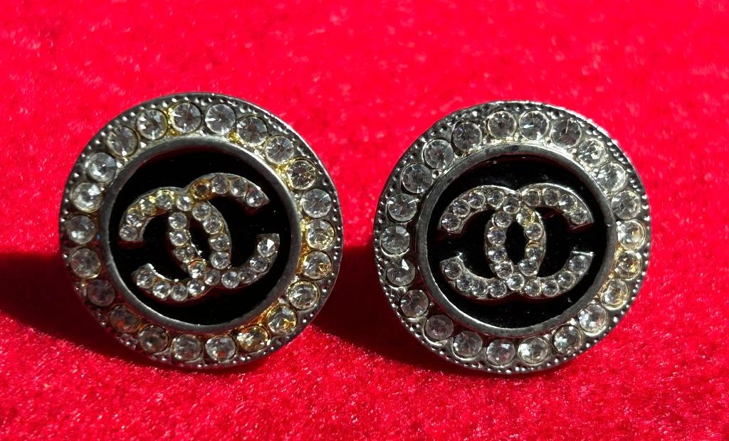 Paar vintage oorbellen, Handtassen en Accessoires, Antieke sieraden, Ophalen of Verzenden, Overige materialen, Oorbellen